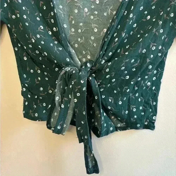 Brandy Melville Teal Short Sleeve Crop Top - Picture 4 of 5